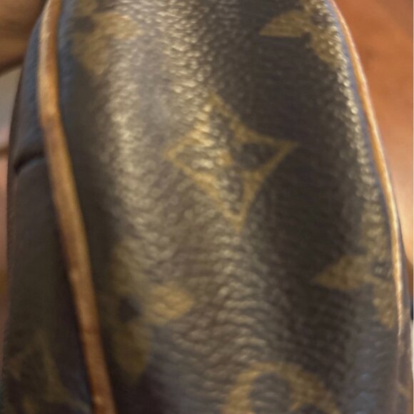 Authentic Louis Vuitton Monogram Canvas Odeon GM - Pre-Loved Used Condition - Picture 16 of 16